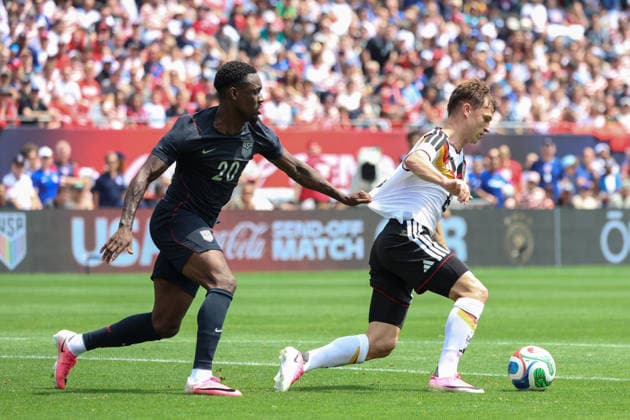CHICAGO, USA - June 6: Folarin Balogun (20 USMNT) pulls Joshua Kimmich (6 Germany) jersey during the International Friendly, Länderspiel, Nationalmannschaft game between the US Men’s national team, Nationalteam and Germany at Soldier Field on Saturday, June 6 in Chicago, USA  Copyright: xShainaxBenhiyoun SPPx Sportspressphoto_SPR162015