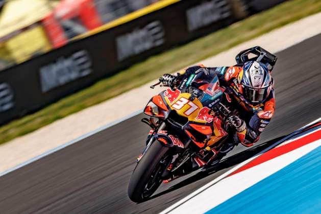 MotoGP of Hungary - Sprint & Qualifying Number 37 Red Bull KTM Factory Racing rider Pedro Acosta during qualifying at the 2026 Grand Prix of Hungary on Month Day, Year . Balatonfokajar, Balatonfokajar Hungary  Copyright: xStephenxBlackberryx originalFilename:blackberry-2026gran260606_np4Qc.jpg