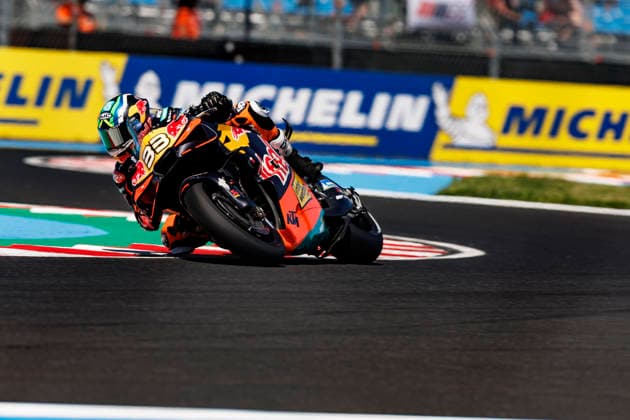 MotoGP of Hungary - Sprint & Qualifying Number 33 Red Bull KTM Factory Racing rider Brad Binder during qualifying at the 2026 Grand Prix of Hungary. Balatonfokajar, Balatonfokajar Hungary  Copyright: xStephenxBlackberryx originalFilename:blackberry-2026gran260606_npqvf.jpg