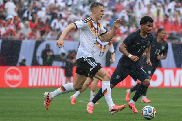 CHICAGO, USA - June 6: Nico Schlotterbeck (15 Germany) in action during the International Friendly, Länderspiel, Nationalmannschaft game between the US Men’s national team, Nationalteam and Germany at Soldier Field on Saturday, June 6 in Chicago, USA  Copyright: xShainaxBenhiyoun SPPx Sportspressphoto_SPR162125