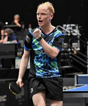 Andre Bertelsmeier wehrt gegen Dimitrij Ovtcharov fünf Matchbälle und steht erstmals im Halbfinale der Deutschen Meisterschaften Andre Bertelsmeier wehrt gegen Dimitrij Ovtcharov fünf Matchbälle und steht erstmals im Halbfinale - LOTTO Thüringen TT-Finals 2026 in Erfurt. Deutsche Meisterschaften der Damen und Herren am 6. Juni 2026 in der Messe Erfurt. Erfurt Messe Erfurt Thüringen Deutschland
