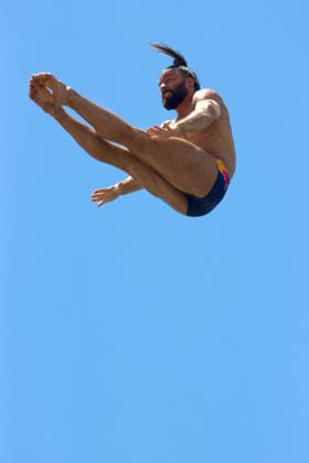 June 6, 2026, St Petersburg, Florida, USA: Romanian high diver CATALIN PREDA mid-flight during the Red Bull Cliff Diving World Series at the St. Pete Pier . PREDA put on a highly consistent performance from the 27-meter platform over Tampa Bay, remaining a fierce podium contender throughout the historic first Florida stop of the tour. Red Bull Cliff Diving World Series  - ZUMAd225 20260606_znp_d225_010 Copyright: xZoraidaxDiazx