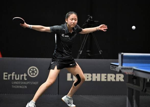 Die 16 Jahre alte Abwehrspielerin Lisa Wang vom 1. FC Saarbrücken-TT steht erstmals im DM-Halbfinale Die 16 Jahre alte Abwehrspielerin Lisa Wang vom 1. FC Saarbrücken-TT zieht überraschend erstmals in ein DM-Halbfinale der Damen ein - LOTTO Thüringen TT-Finals 2026 in Erfurt. Deutsche Meisterschaften der Damen und Herren am 6. Juni 2026 in der Messe Erfurt. Erfurt Messe Erfurt Thüringen Deutschland
