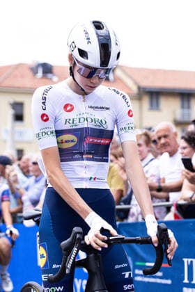 37th Giro d Italia Women 2026 - Stage 8 Isabella Holmgren of LIDL - TREK wears the White Jersey during Stage 8 of the 37th Giro d Italia Women, a 106km stage from Rivoli to Sestriere, in Italy, on June 6, 2026. Rivoli Italy  Copyright: xTommasoxBerardix originalFilename:berardi-37thgiro260606_npSBD.jpg