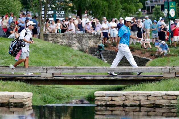 DUBLIN, OH - JUNE 06: Hideki Matsuyama of Japan and caddie Shota Hayafuji walk to the tee at the fifteenth hole during the third round of the Memorial Tournament presented by Workday 2026 on June 06, 2026 at Muirfield Village Golf Club in Dublin, Ohio. (Photo by Joe Robbins Icon Sportswire) GOLF: JUN 06 PGA, Golf Herren the Memorial Tournament presented by Workday EDITORIAL USE ONLY Icon5732606060313