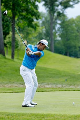 DUBLIN, OH - JUNE 06: Hideki Matsuyama of Japan plays a tee shot at the fifteenth hole during the third round of the Memorial Tournament presented by Workday 2026 on June 06, 2026 at Muirfield Village Golf Club in Dublin, Ohio. (Photo by Joe Robbins Icon Sportswire) GOLF: JUN 06 PGA, Golf Herren the Memorial Tournament presented by Workday EDITORIAL USE ONLY Icon5732606060323