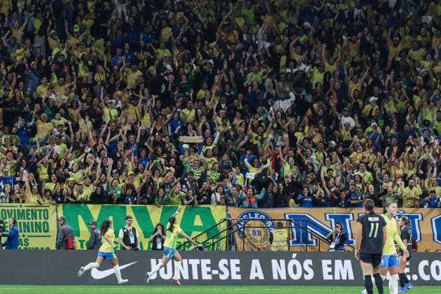 SAO PAULO, BRAZIL - JUNE 06: Bia Zaneratto of Brazil celebrates after scoring the team s second goal during the International Friendly, Länderspiel, Nationalmannschaft match between Brazil and United States at Neo Quimica Arena on June 06, 2026 in Sao Paulo, Brazil. (Photo by Marco Buenavista Sports Press Photography)  Copyright: xMarcoxBuenavista SportsxPressxPhotox Sportspressphoto_SPR162227