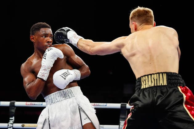 Sheffield Fight Week Chris Mulunda (white shorts) competes against Connor Goulding during their Middleweight Contest at Utilita Arena Sheffield, Sheffield 06 06 2026 UK Newspapers OUT Copyright: xMaxxTomlinsonx FIL-23539-0010