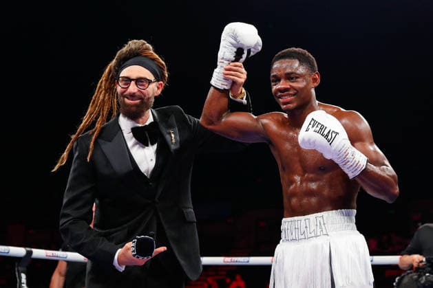 Sheffield Fight Week Chris Mulunda (white shorts) celebrates his victory against Connor Goulding after their Middleweight Contest at Utilita Arena Sheffield, Sheffield 06 06 2026 UK Newspapers OUT Copyright: xMaxxTomlinsonx FIL-23539-0018