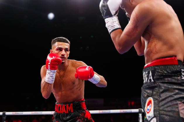 Sheffield Fight Week Adam Maca (black & red shorts) competes against Cesar Ignacio Paredes during their Super Featherweight Contest at Utilita Arena Sheffield, Sheffield 06 06 2026 UK Newspapers OUT Copyright: xMaxxTomlinsonx FIL-23539-0031