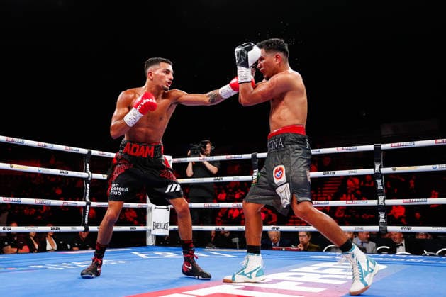 Sheffield Fight Week Adam Maca (black & red shorts) competes against Cesar Ignacio Paredes during their Super Featherweight Contest at Utilita Arena Sheffield, Sheffield 06 06 2026 UK Newspapers OUT Copyright: xMaxxTomlinsonx FIL-23539-0037