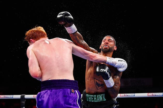 Sheffield Fight Week Aaron Bowen (purple shorts) competes against Troy Coleman during their Middleweight Contest at Utilita Arena Sheffield, Sheffield 06 06 2026 UK Newspapers OUT Copyright: xMaxxTomlinsonx FIL-23539-0045