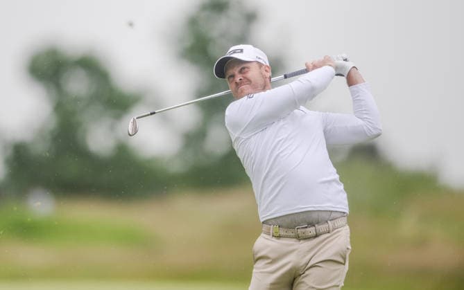 KLM Open 2026 - Day Three Danny Willett of England plays his second shot from the fairway of the 16th hole during the third round of the KLM Open at The International in Amsterdam, Netherlands, on June 6, 2026. Amsterdam Netherlands  Copyright: xAndyxAstfalckx originalFilename:astfalck-klmopenr260606_np7YD.jpg