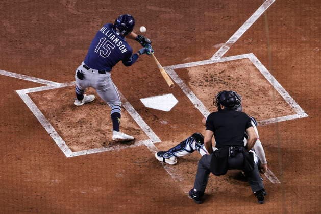 MLB, Baseball Herren, USA - Miami Marlins vs Tampa Bay Rays Tampa Bay Rays Second Baseman Ben Williamson (L) in action during the Major League Baseball (MLB) game between the Miami Marlins and the Tampa Bay Rays in Miami, Florida, USA, 06 June 2026. MIAMI FLORIDA United States  Copyright: xCRISTOBALxHERRERA-ULASHKEVICHx