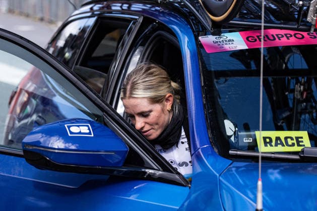 37th Giro d Italia Women 2026 - Stage 8 Demi Vollering of FDJ UNITED - SUEZ exits the team car after the transfer from Colle delle Finestre following Stage 8 of the 37th Giro d Italia Women, a 106km stage reduced to Colle delle Finestre GPM due to ice fall risk, from Rivoli to Sestriere, in Italy, on June 6, 2026. Sestriere Italy  Copyright: xTommasoxBerardix originalFilename:berardi-37thgiro260606_npx72.jpg