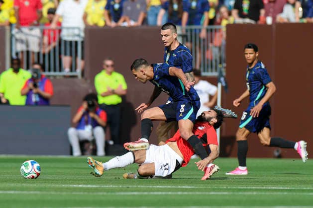 June 6, 2026: Brazil midfielder Bruno GuimaroÂ£es (8) attempts to dodge Egypt midfielder Mohanad Lasheen (17) during the first half of the International Friendly, Länderspiel, Nationalmannschaft soccer match between Egypt and Brazil at Huntington Bank Field in Cleveland, Ohio. CSM Cleveland United States of America - ZUMAc04_ 20260606_zma_c04_033 Copyright: xBrianxFisherx