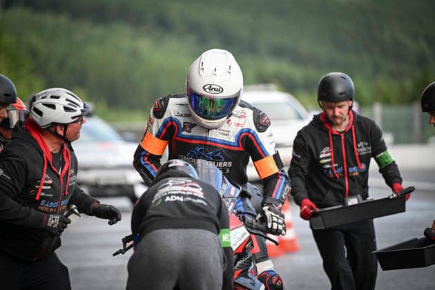 MOTO : 8Heures de Spa-Francorchamps - championnat FIM EWC 2026 - 06 06 2026 80 Starteam Racing (FRA) Bmw M 1000 Rr (PRD) driven by CÃ dric Fievet (FRA) Evan Fievet (FRA) Gaspard Guers (BEL), during the 8H Spa Motos, the second round of the 2026 FIM EWC Championship, on the Spa-Francorchamps circuit in Francorchamps, Belgium, from June 5 to 6, 2026. FRANCORCHAMPSBelgium  Copyright: xMPSxAGENCYx