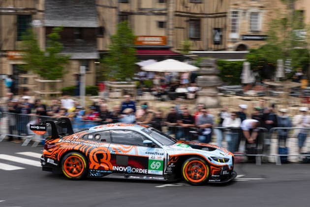 AUTOMOBILE : 24 Heures du Mans - 06 06 2026 69 Team Wrt (BEL) BMW M4 LMGT3 Evo (LMGT3) driven by Anthony Mcintosh (USA) Parker Thompson (CAN) Daniel Harper (GBR), during the administrative and technical checks of the 24 Hours of Le Mans, third round of the FIA WEC 2026 Championship, on the Place de la RÃ publique in Le Mans, France, from June 5 to 6, 2026. LE MANSFrance  Copyright: xERICxLExGALLIOTx xMPSxAGENCYx x