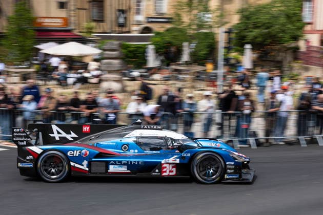 AUTOMOBILE : 24 Heures du Mans - 06 06 2026 35 Alpine Endurance Team (FRA) Alpine A424 (Hypercar) driven by Antonio FÃ lix Da Costa (POR) Charles Milesi (FRA) Ferdinand Habsburg (AUT), during the administrative and technical checks of the 24 Hours of Le Mans, third round of the FIA WEC 2026 Championship, on the Place de la RÃ publique in Le Mans, France, from June 5 to 6, 2026. LE MANSFrance  Copyright: xERICxLExGALLIOTx xMPSxAGENCYx x