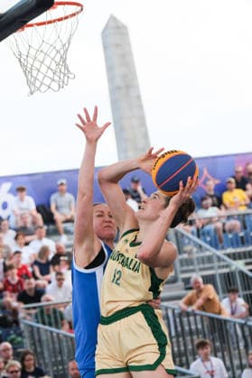 June 6, 2026, Warsaw, Masovian Voivodeship, Poland: Australia s HANNAH HANK (12) and Ukraine s KRYSTYNA FILEVYCH (3) in action during a FIBA 3x3 Basketball World Cup women s quarter-final game between Australia and Ukraine in Warsaw, Poland. Warsaw Poland - ZUMAk204 20260606_zip_k204_038 Copyright: xRomanxKozielx