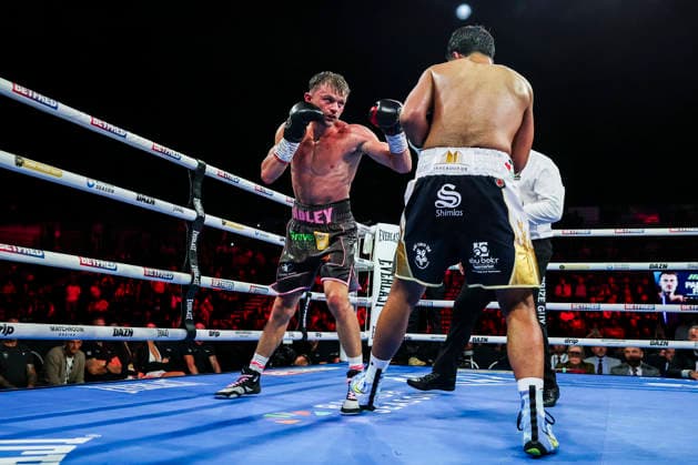 Josh Padley vs Aqib Fiaz Josh Padley in action during the Aqib Fiaz European Super Featherweight title fight at the Utilita Arena, Sheffield, England, UK on 6 June 2026 Credit: Phil Duncan Every Second Media Editorial use only. All images are copyright Every Second Media Limited. No images may be reproduced without prior permission. Copyright: xIMAGO EveryxSecondxMediax ESM-2027-0010 PhilxDuncanx xEveryxSecondxMediax