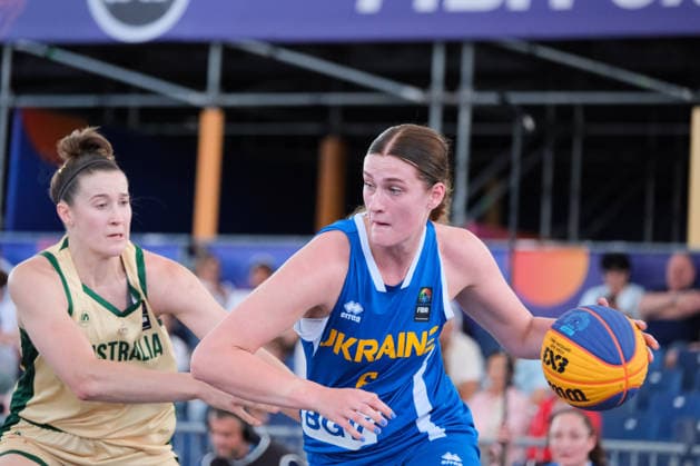 June 6, 2026, Warsaw, Masovian Voivodeship, Poland: Ukraine s KATERYNA KOVAL (6) and Australia s HANNAH HANK (12) in action during a FIBA 3x3 Basketball World Cup women s quarter-final game between Australia and Ukraine in Warsaw, Poland. Warsaw Poland - ZUMAk204 20260606_zip_k204_049 Copyright: xRomanxKozielx