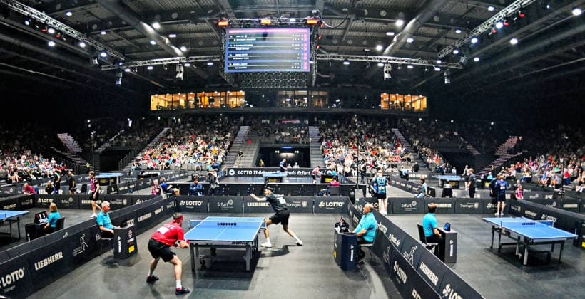 Am vorletzten Tag der Titelkämpfe mit allen deutschen Stars er deutschen Meisterschaften im Tischtennis war die Messehalle 1 in Erfurt nahezu ausverkauft. 94. Deutsche Meisterschaften der Damen und Herren im Rahmen im Rahmen der LOTTO Thüringen TT-Finals in der Messe Erfurt - 6. Juni: Am vorletzten Tag der Titelkämpfe mit allen Topsstars war die Messehalle 1 in Erfurt nahezu ausverkauft. Erfurt Messe Erfurt Thüringen Deutschland