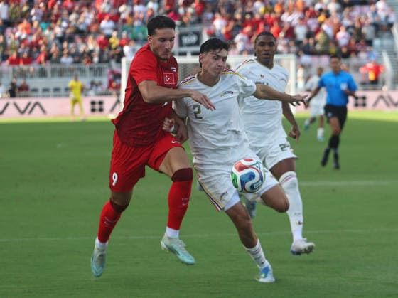 Turkiye s player Deniz Gul end Venezuela s player Nahuel Ferraresi during the International Friendly, Länderspiel, Nationalmannschaft match between Turkiye and Venezuela at Inter Miami FC Stadium on June 7, 2026 in Miami, United States. ( Copyright: ZiyaxUlasx-xDepoxPhotos 19122870