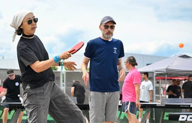 Outdoor-Tischtennis ist Chillen und Am 6. Juni wurden im Rahmen der LOTTO Thüringen TT-Finals in der Messe Erfurt die 1. Deutschen Meisterschaften im Outdoor-Tischtennis der Tischtennis-Communitys ausgetragen. Outdoor-Tischtennis ist Chillen und Sport: Am 6. Juni wurden im Rahmen der LOTTO Thüringen TT-Finals in der Messe Erfurt die 1. Deutschen Meisterschaften im Outdoor-Tischtennis der Tischtennis-Communitys ausgetragen. Erfurt Messe Erfurt Thüringen Deutschland