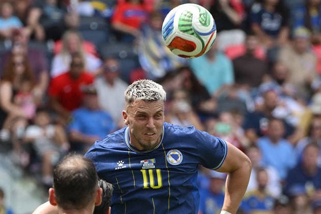 Ermedin Demirovic of Bosnia and Herzegovina heads the ball in a friendly match between Panama and Bosnia and Herzegovina ahead of the 2026 FIFA World Cup, WM, Weltmeisterschaft, Fussball at Energizer Park in St. Louis, USA, 06 June 2026. FIFA World Cup 2026 Friendly: Panama - Bosnia Herzegovina !ACHTUNG: NUR REDAKTIONELLE NUTZUNG!  Copyright: xTimxVizerx AMDEP6469 20260607-55020522767008_1008