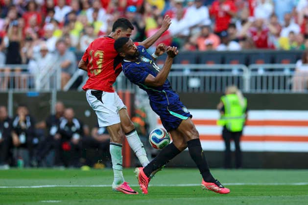 SOCCER 2026: Egypt Vs Brazil JUN 6 June 6, 2026: Egypt defender Ahmed Abou El Fotouh (13) and Brazil defender Bremer (14) fight for control of the ball during the second half of the International Friendly, Länderspiel, Nationalmannschaft soccer match between Egypt and Brazil at Huntington Bank Field in Cleveland, Ohio. Brian Fisher CSM (Credit Image: Â Brian Fisher Cal Media) Cleveland Ohio United States of America EDITORIAL USE ONLY Copyright: xx ZUMA-20260606_zma_c04_052.jpg BrianxFisherx csmphotothree493367