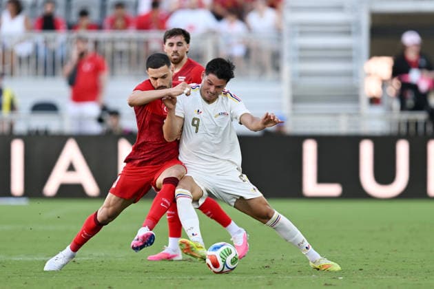 Jesus Ramirez (R) of Venezuela vies for the ball with Merih Demiral of Turkey in a friendly match ahead of the 2026 FIFA World Cup, WM, Weltmeisterschaft, Fussball between Venezuela and Turkey at Nu Stadium in Miami, USA, 06 June 2026. FIFA World Cup 2026 Friendly: Venezuela - Turkey !ACHTUNG: NUR REDAKTIONELLE NUTZUNG!  Copyright: xGiorgioxVierax AMDEP6533 20260607-55020522794_1
