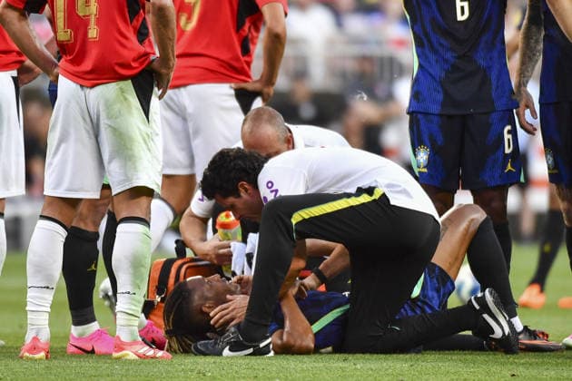 CLEVELAND, USA - JUNE 06: Danilo Santos of Brazil injured during an International Friendly, Länderspiel, Nationalmannschaft match in preparation for the upcoming 2026 FIFA World Cup, WM, Weltmeisterschaft, Fussball between Brazil and Egypt (Photo by Rebekah Wynkoop SPP)  Copyright: xRebekahxWynkoop SPPx Sportspressphoto_SPR162411