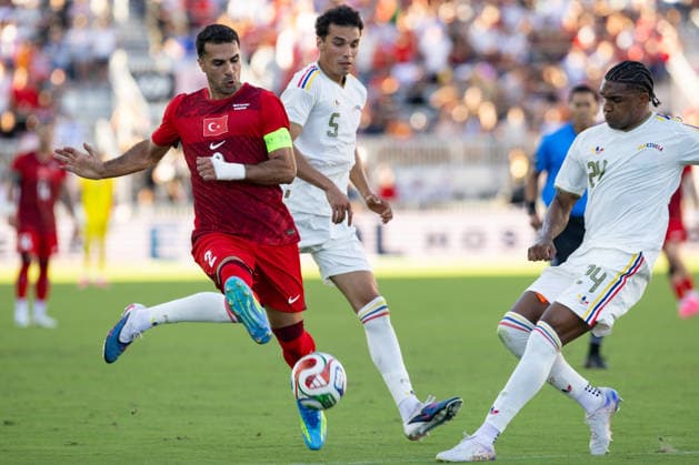 Turkiye v Venezuela - International Friendly, Länderspiel, Nationalmannschaft MIAMI, UNITED STATES - JUNE 06: Zeki Celil of Turkiye in action during the international friendly match between Turkiye and Venezuela at Inter Miami CF Stadium in Miami, Florida, U.S., on June 6, 2026. Mostafa Bassim Anadolu Florida United States. Editorial use only. Please get in touch for any other usage.  Copyright: x2026xAnadoluxMostafaxBassimx