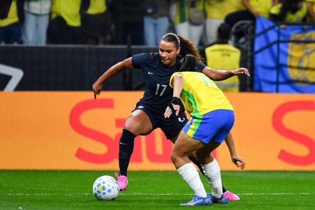 Michelle Cooper of United States celebrates after scoring the team s first goal, during a women’s football International Friendly, Länderspiel, Nationalmannschaft between Brazil and USA at Neo Química Arena, in São Paulo, Brazil  Copyright: xRobertoxCasimirox xSPPx Sportspressphoto_SPR162425