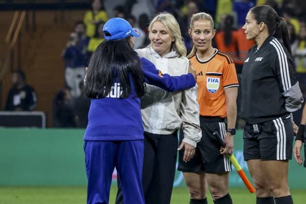 RECORD DATE NOT STATED Brazil faces the United States at the Neo Quimica Arena in Sao Paulo. Sao Paulo (SP), 06 06 2026 Football Brazilian women s national teams USA International Friendly, Länderspiel, Nationalmannschaft Referee Maria Eugenia Gil Soriano and coach Emma Hayes, in a match between the national teams of Brazil and the United States during an international friendly, held at the Neo Quimica Arena, in Sao Paulo, this Saturday (6).(Foto: Leco Viana Thenews2 imago images) SPO  Copyright: xLecoxVianax