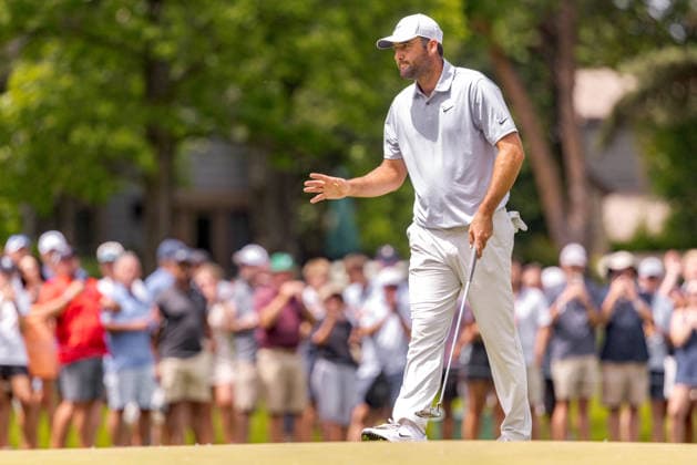 June 6, 2026, Dublin, Ohio, U.S: Scottie Scheffler acknowledges the crowd after an eagle putt on the 7th hole during the third round of The Memorial Tournament at Muirfield Village Golf Club, Dublin, Ohio. Dublin U.S - ZUMAs304 20260606_zaf_s304_110 Copyright: xScottxStuartx