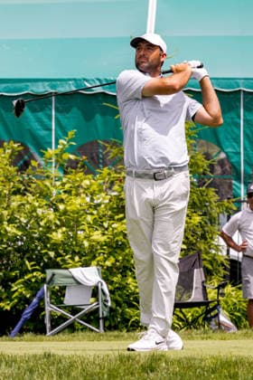 June 6, 2026, Dublin, Ohio, U.S: Scottie Scheffler tees off on the 7th hole during the third round of The Memorial Tournament at Muirfield Village Golf Club, Dublin, Ohio. Dublin U.S - ZUMAs304 20260606_zaf_s304_124 Copyright: xScottxStuartx