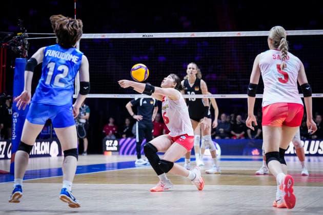 Team Japan Nanami Seki returns a shot against Team Germany during their womens Volleyball Nations League (VNL) match on June 6, 2026 in Quebec City, Canada. Noxthirdxpartyxsales  aflo_333529337 MathieuxBelangerx