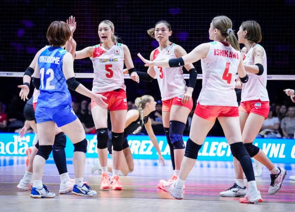 Team Japan celebrates against Team Germany during their womens Volleyball Nations League (VNL) match on June 6, 2026 in Quebec City, Canada. Noxthirdxpartyxsales  aflo_333529423 MathieuxBelangerx