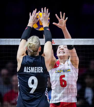 Team Japan Nanami Seki blocks a shot against Team Germany during their womens Volleyball Nations League (VNL) match on June 6, 2026 in Quebec City, Canada. Noxthirdxpartyxsales  aflo_333529600 MathieuxBelangerx