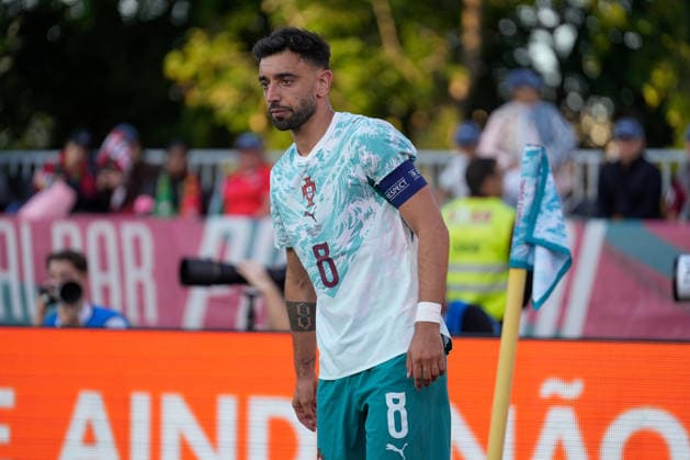 June 6, 2026, Lisbon, Portugal: Bruno Fernandes of Portugal seen in action during the FIFA World Cup, WM, Weltmeisterschaft, Fussball 2026 International Friendly, Länderspiel, Nationalmannschaft match between Portugal and Chile at Estadio Nacional Jamor. Final score: Portugal 2:1 Chile. Portugal Vs Chile In Lisbon, Portugal - 06 Jun 2026  - ZUMAs197 20260606_aaa_s197_249 Copyright: xBrunoxdexCarvalhox