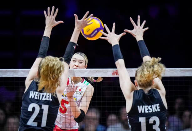 Team Japan Yoshino Sato hits a shot against Team Germany during their womens Volleyball Nations League (VNL) match on June 6, 2026 in Quebec City, Canada. Noxthirdxpartyxsales  aflo_333529674 MathieuxBelangerx