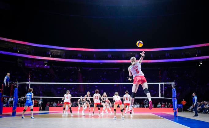 Team Japan Yoshino Sato serves against Team Germany during their womens Volleyball Nations League (VNL) match on June 6, 2026 in Quebec City, Canada. Noxthirdxpartyxsales  aflo_333529796 MathieuxBelangerx