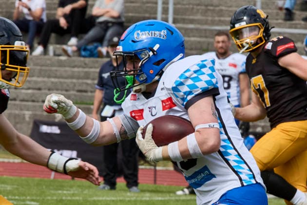 German Football League (GFL), Munich Cowboys vs Allgäu Comets, Munich Cowboys, Allgäu Comets, 2026-06-06 in München (Städtisches Stadion an der Dantestraße (Dantestation)) KING David (Allgäu Comets DB Nr19-ALC19) sportworld München Städtisches Stadion an der Dant Bayern Deutschland