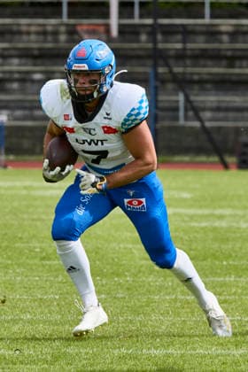 German Football League (GFL), Munich Cowboys vs Allgäu Comets, Munich Cowboys, Allgäu Comets, 2026-06-06 in München (Städtisches Stadion an der Dantestraße (Dantestation)) QUIGLEY Gabriel (Allgäu Comets WR Nr7-ALC7) sportworld München Städtisches Stadion an der Dant Bayern Deutschland