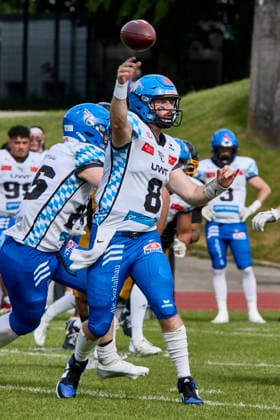German Football League (GFL), Munich Cowboys vs Allgäu Comets, Munich Cowboys, Allgäu Comets, 2026-06-06 in München (Städtisches Stadion an der Dantestraße (Dantestation)) JONES Brad (Allgäu Comets QB Nr8-ALC8) sportworld München Städtisches Stadion an der Dant Bayern Deutschland