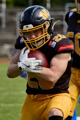 German Football League (GFL), Munich Cowboys vs Allgäu Comets, Munich Cowboys, Allgäu Comets, 2026-06-06 in München (Städtisches Stadion an der Dantestraße (Dantestation)) Touchdown Munich Cowboys MAYER Maximilian (Munich Cowboys Running Back (RB) Nr20-MUC20) sportworld München Städtisches Stadion an der Dant Bayern Deutschland