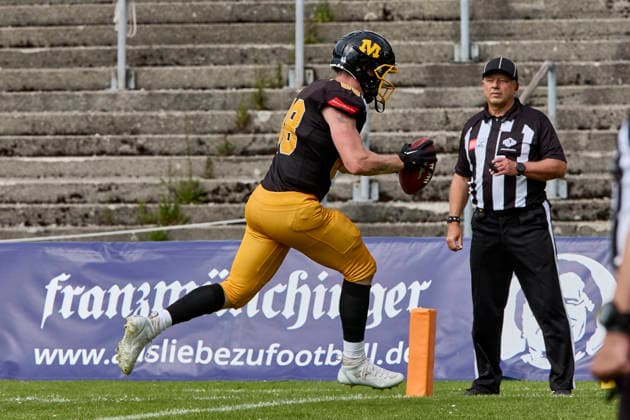 German Football League (GFL), Munich Cowboys vs Allgäu Comets, Munich Cowboys, Allgäu Comets, 2026-06-06 in München (Städtisches Stadion an der Dantestraße (Dantestation)) Touchdown Munich Cowboys REINER Sebastian (Munich Cowboys Tight End, Wide Receiver (TE, WR) Nr88-MUC88) sportworld München Städtisches Stadion an der Dant Bayern Deutschland