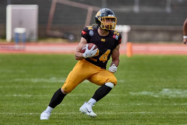 German Football League (GFL), Munich Cowboys vs Allgäu Comets, Munich Cowboys, Allgäu Comets, 2026-06-06 in München (Städtisches Stadion an der Dantestraße (Dantestation)) OTHMANN-KHALDUN Mustafa (Munich Cowboys Running Back (RB) Nr24-MUC24) sportworld München Städtisches Stadion an der Dant Bayern Deutschland